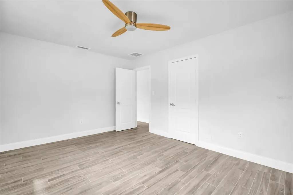 713 Pine Street Tarpon Springs FL 34689