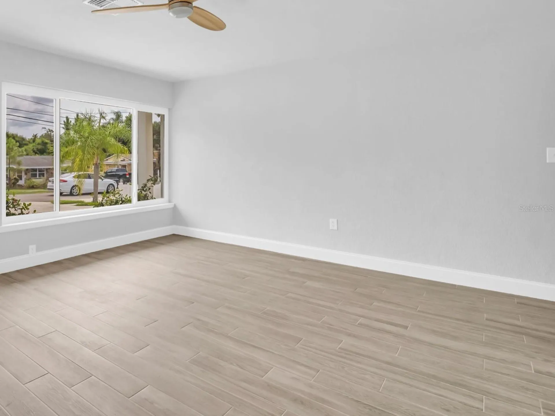 713 Pine Street Tarpon Springs FL 34689
