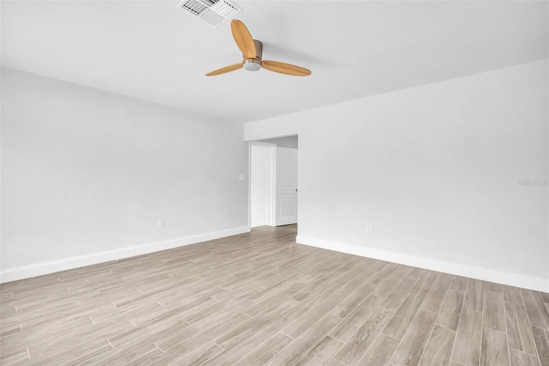 713 Pine Street Tarpon Springs FL 34689