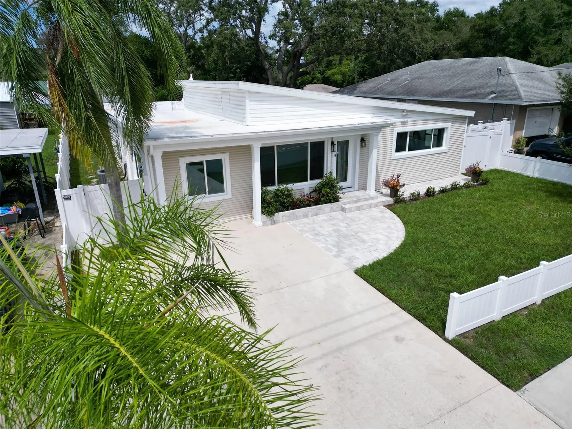 713 Pine Street Tarpon Springs FL 34689