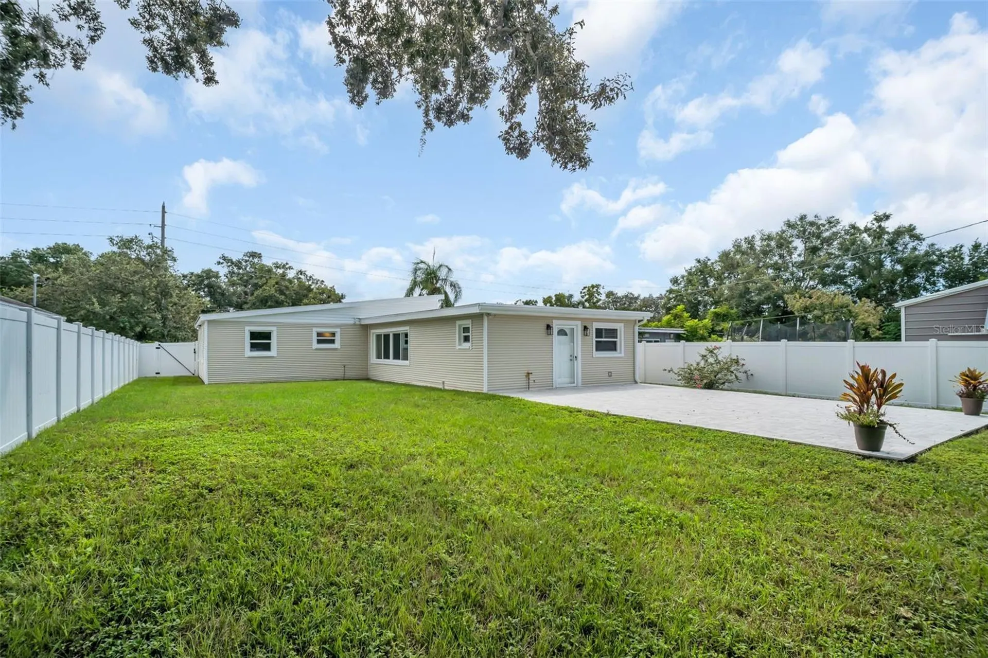 713 Pine Street Tarpon Springs FL 34689