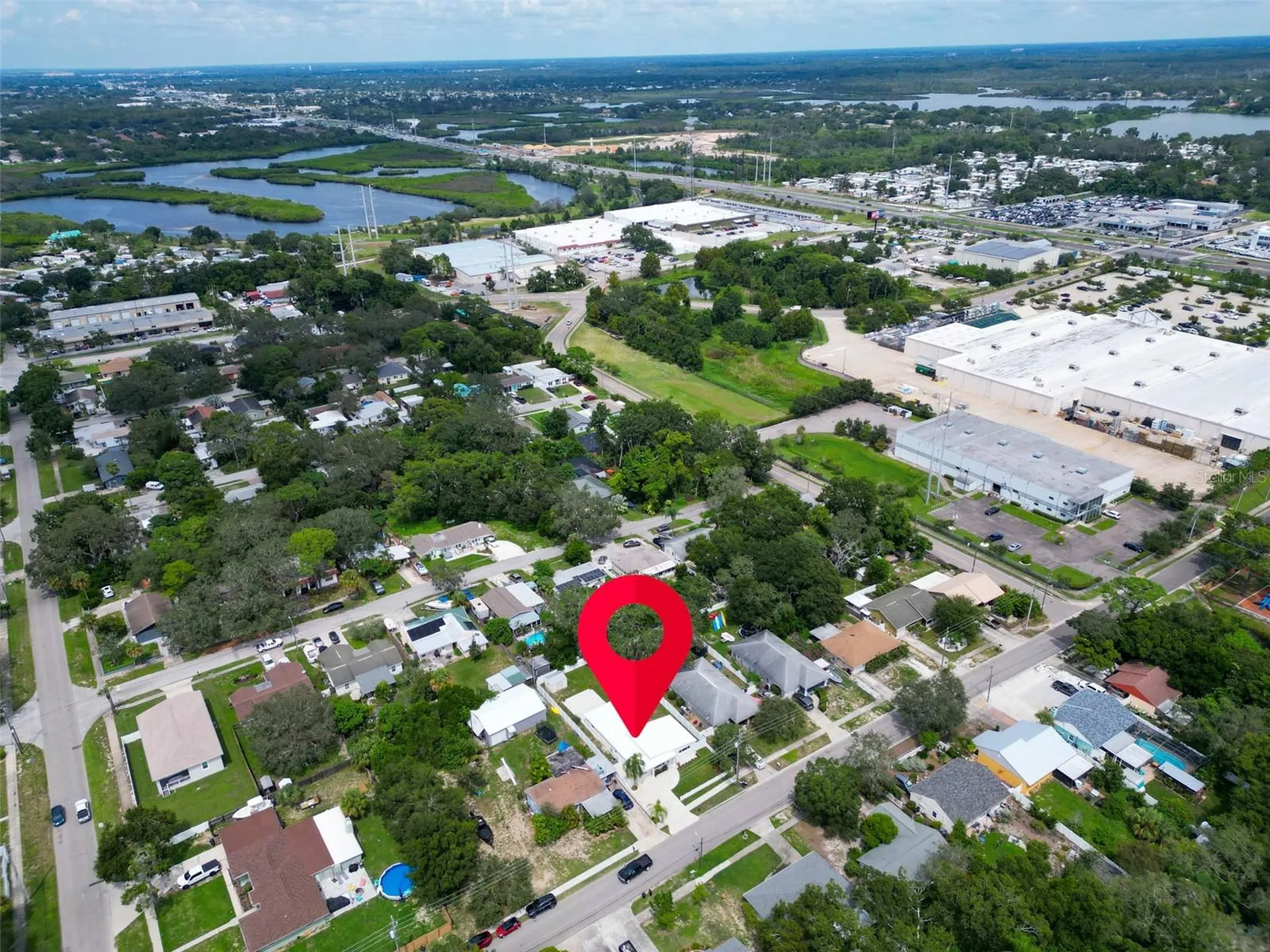 713 Pine Street Tarpon Springs FL 34689
