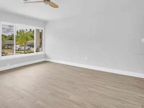 713 Pine Street Tarpon Springs FL 34689