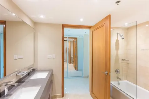 5 Munoz Rivera Avenue San Juan PR 00901