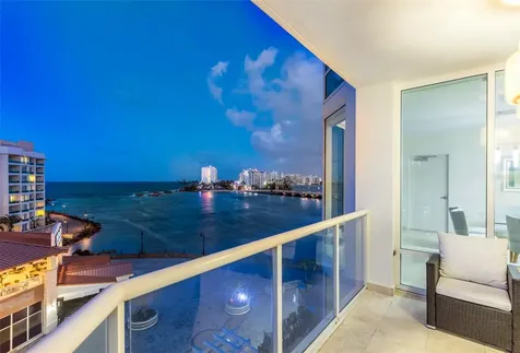 5 Munoz Rivera Avenue San Juan PR 00901