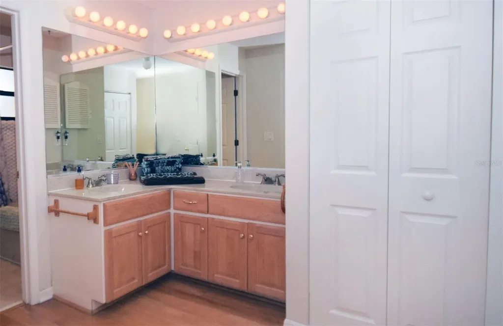 231 Southampton Lane Venice FL 34293