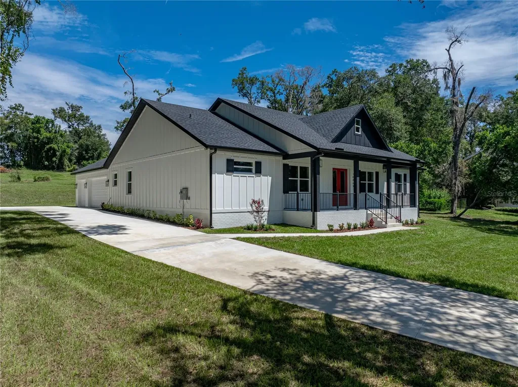 14069 Grandeur Way Dade City FL 33525