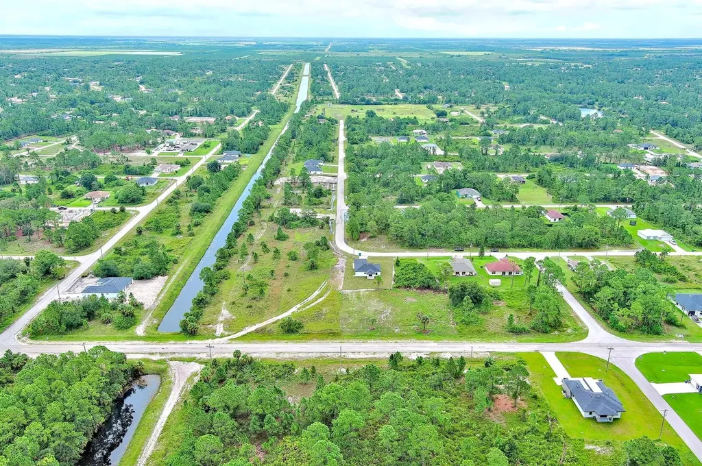 702 Eisenhower Boulevard Lehigh Acres FL 33974