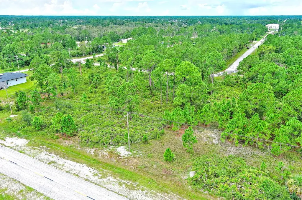 702 Eisenhower Boulevard Lehigh Acres FL 33974