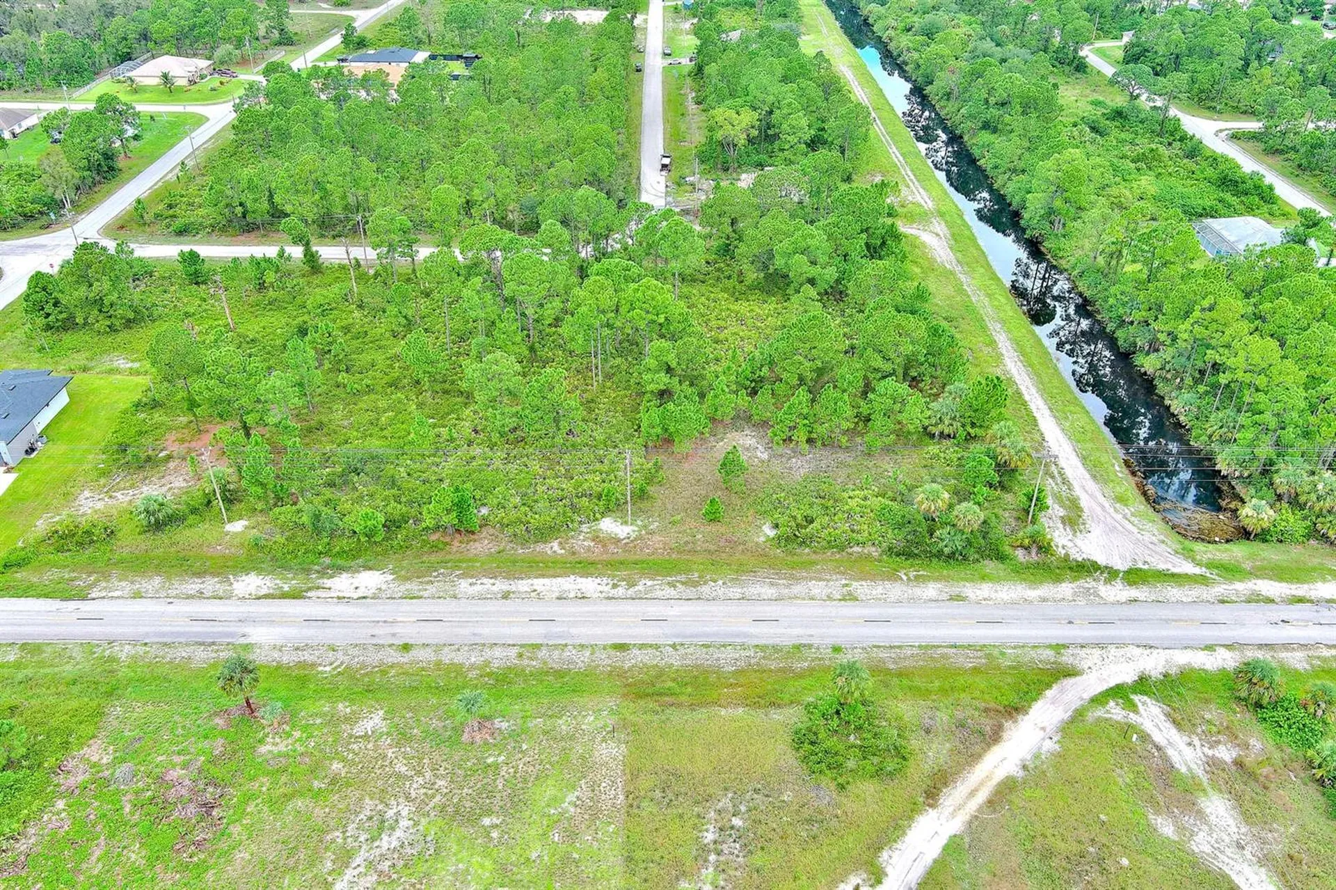 702 Eisenhower Boulevard Lehigh Acres FL 33974