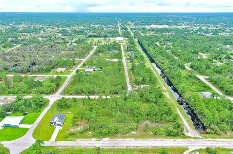 702 Eisenhower Boulevard Lehigh Acres FL 33974