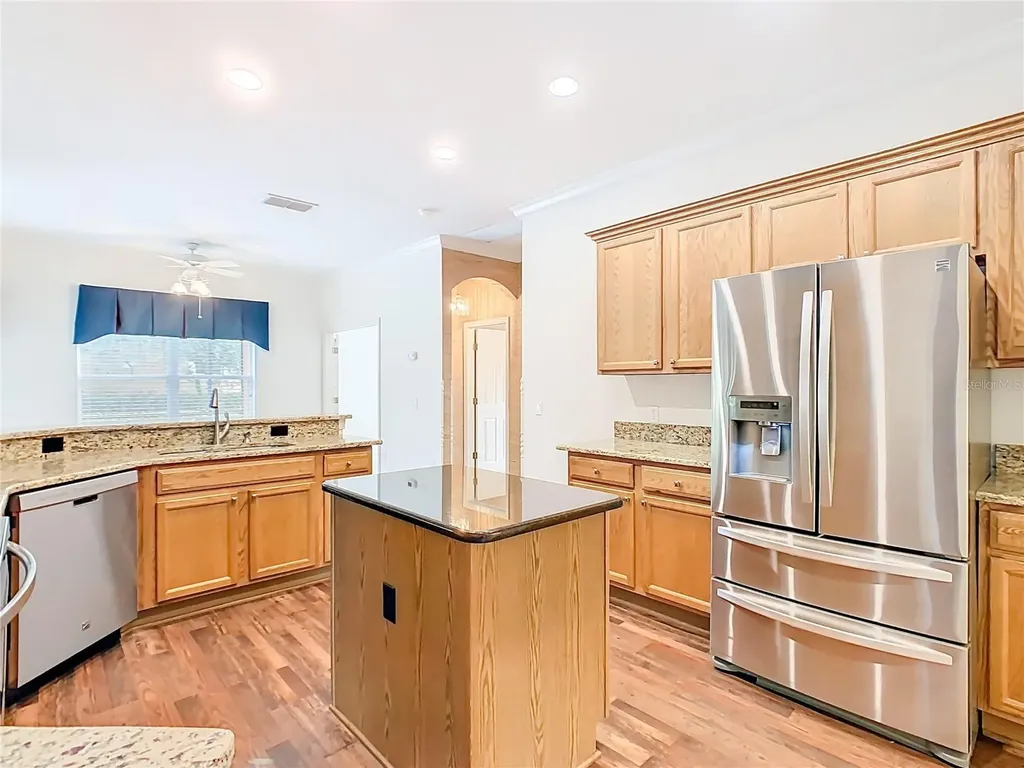 525 Shorehaven Drive Poinciana FL 34759