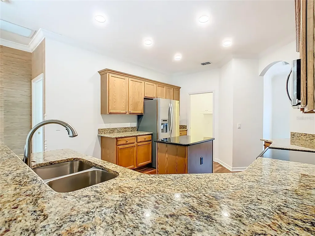 525 Shorehaven Drive Poinciana FL 34759