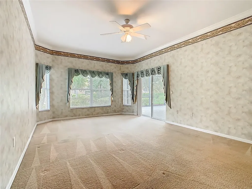 525 Shorehaven Drive Poinciana FL 34759