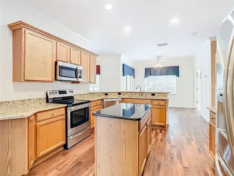 525 Shorehaven Drive Poinciana FL 34759