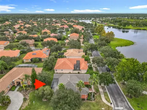 525 Shorehaven Drive Poinciana FL 34759