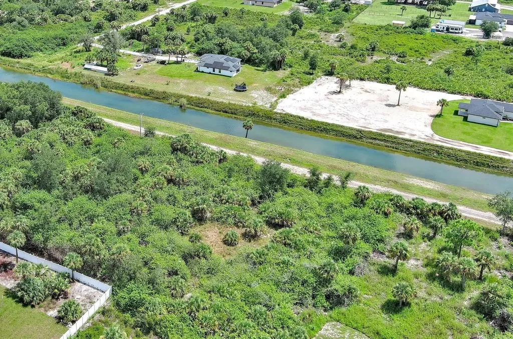 1507 Hines Avenue Lehigh Acres FL 33972