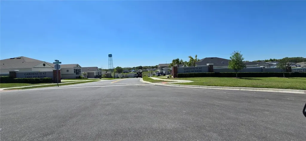 1446 Geranium Drive Mascotte FL 34753