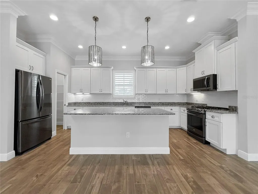 510 Douglas Place Dunedin FL 34698