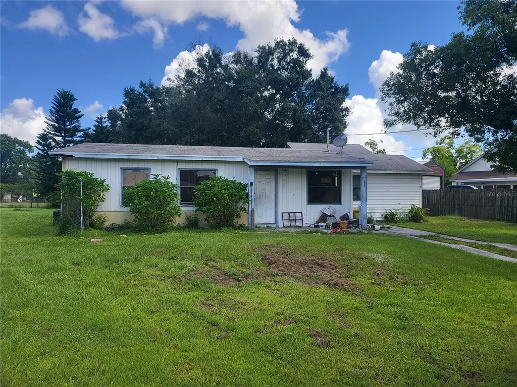 801 NW 5th Street Mulberry FL 33860