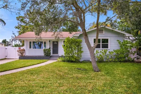 3650 Bayshore Boulevard NE St Petersburg FL 33703