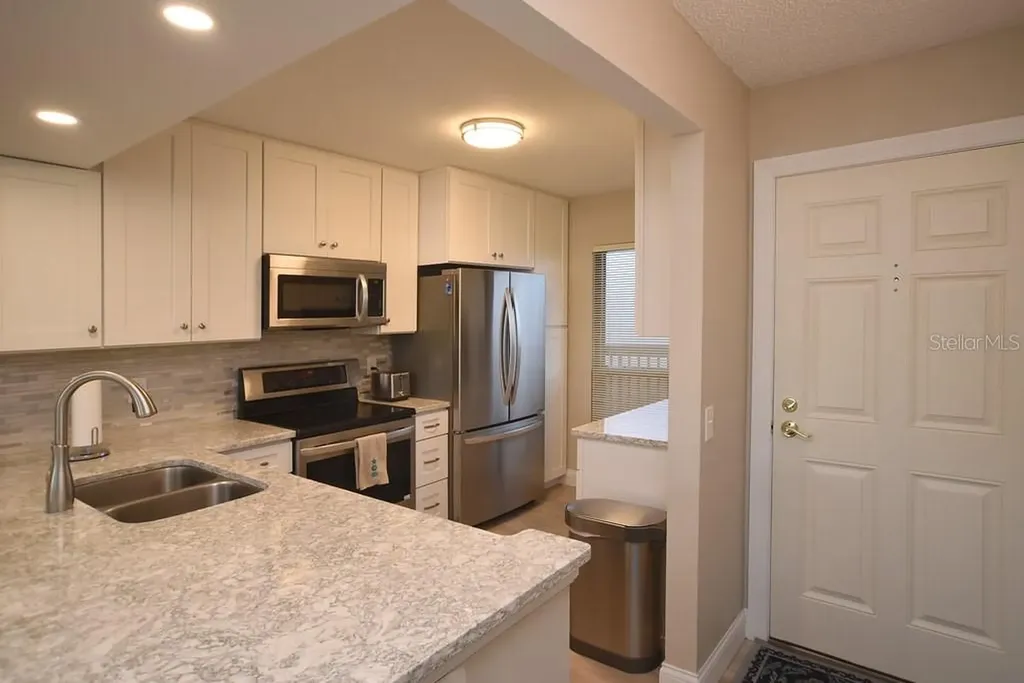 6294 Bahia Del Mar Circle St Petersburg FL 33715