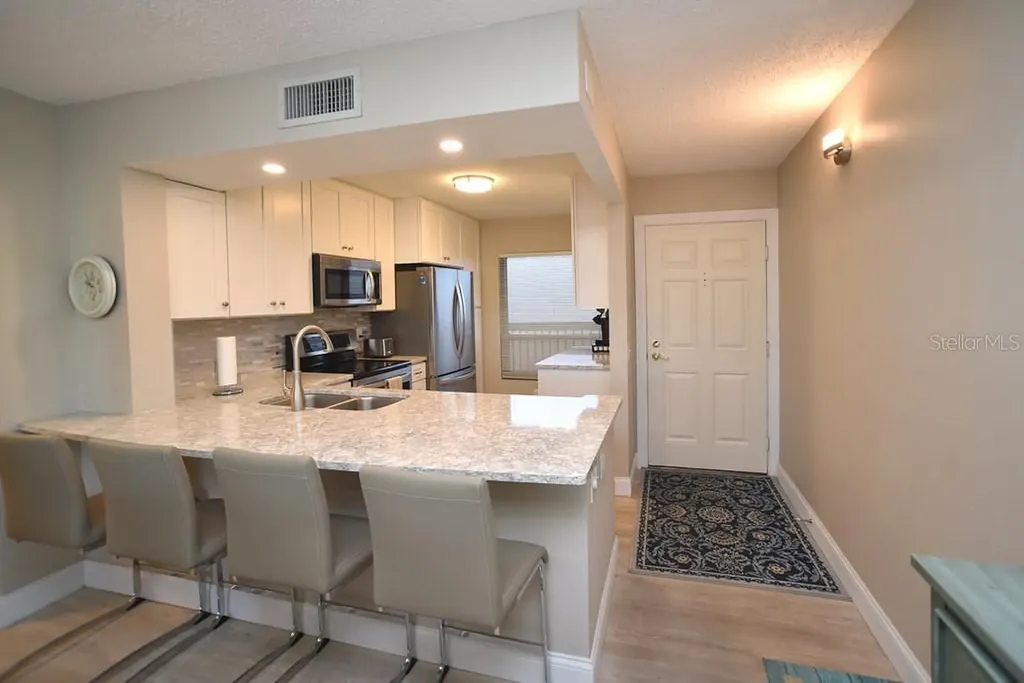 6294 Bahia Del Mar Circle St Petersburg FL 33715