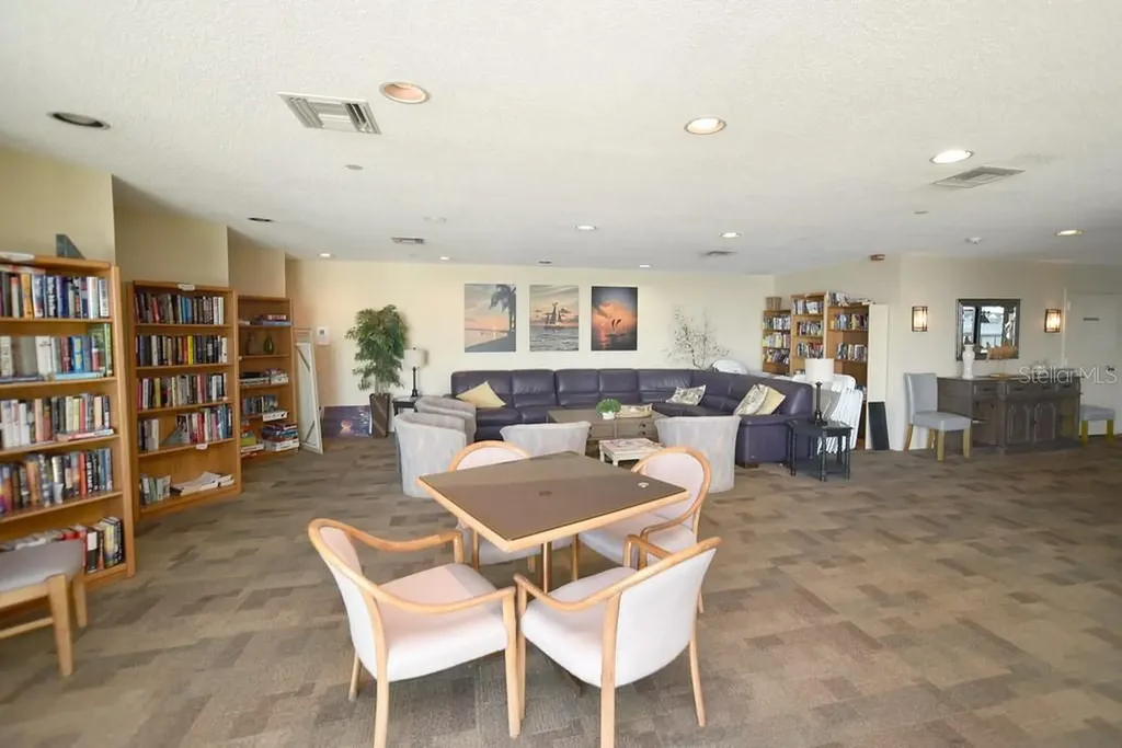 6294 Bahia Del Mar Circle St Petersburg FL 33715
