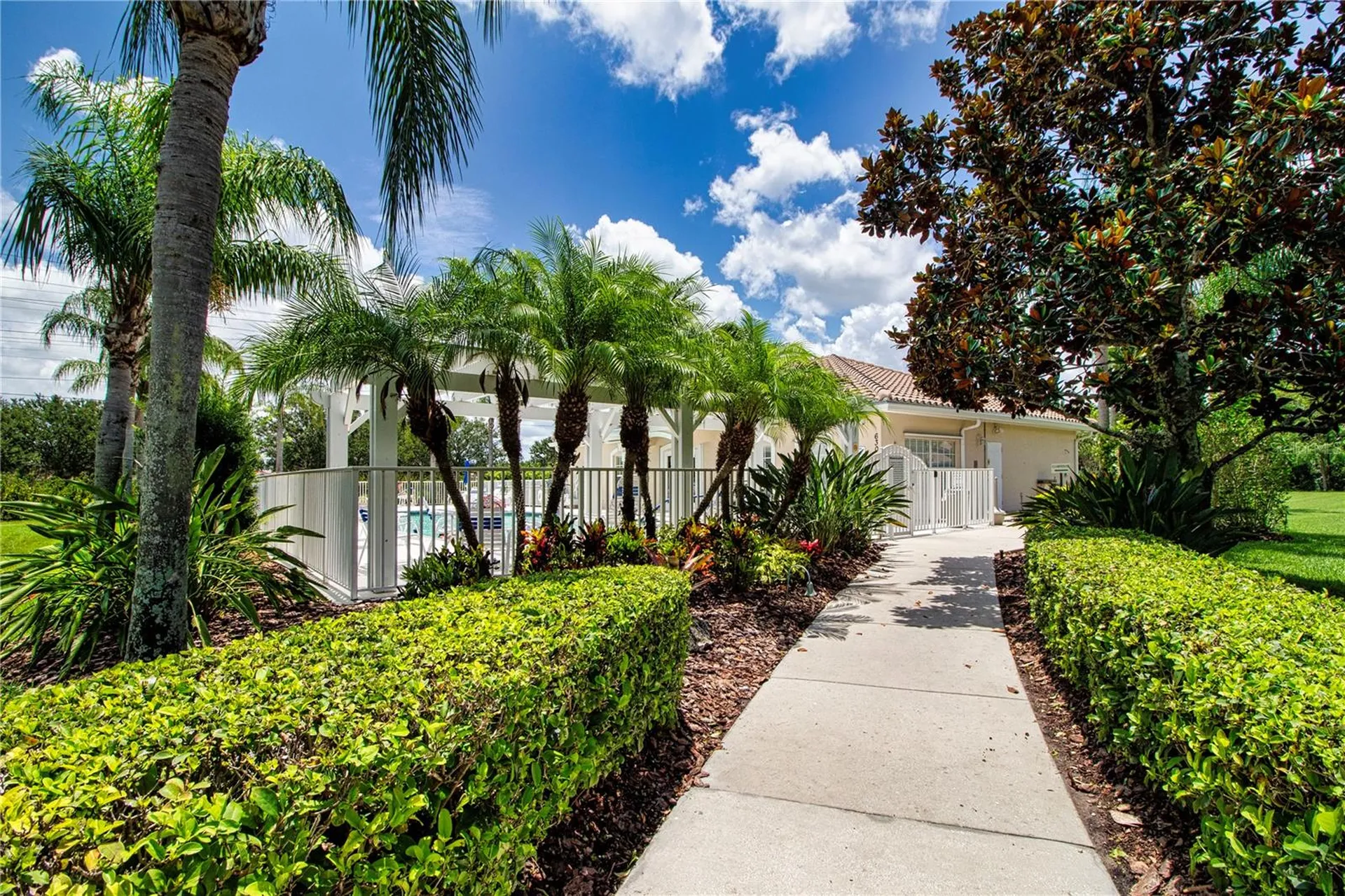6426 Bay Cedar Lane Bradenton FL 34203