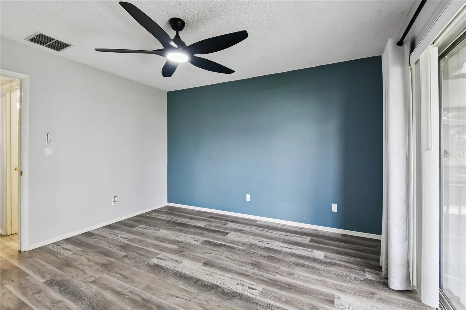 2480 Enterprise Road Clearwater FL 33763
