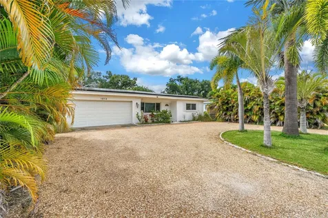1813 59th Street S Gulfport FL 33707