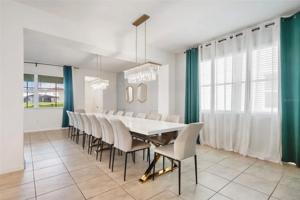 1594 Mermaid Cove Way Kissimmee FL 34747