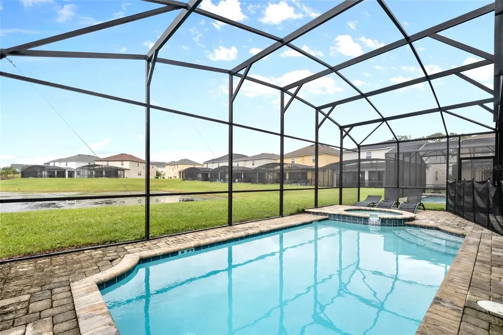 1594 Mermaid Cove Way Kissimmee FL 34747