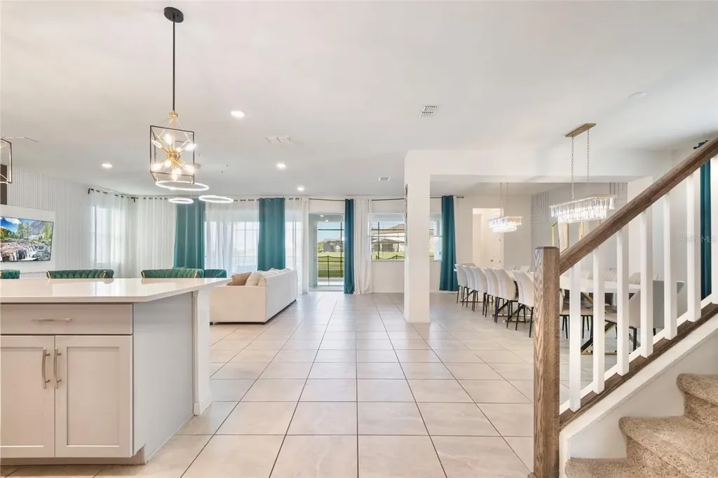 1594 Mermaid Cove Way Kissimmee FL 34747