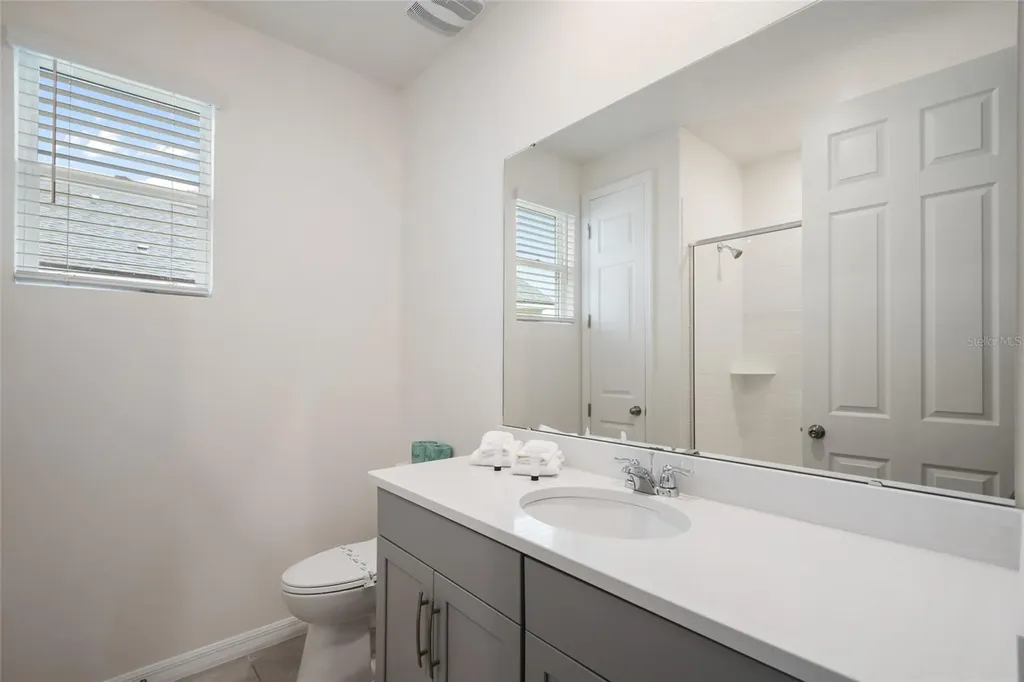 1594 Mermaid Cove Way Kissimmee FL 34747