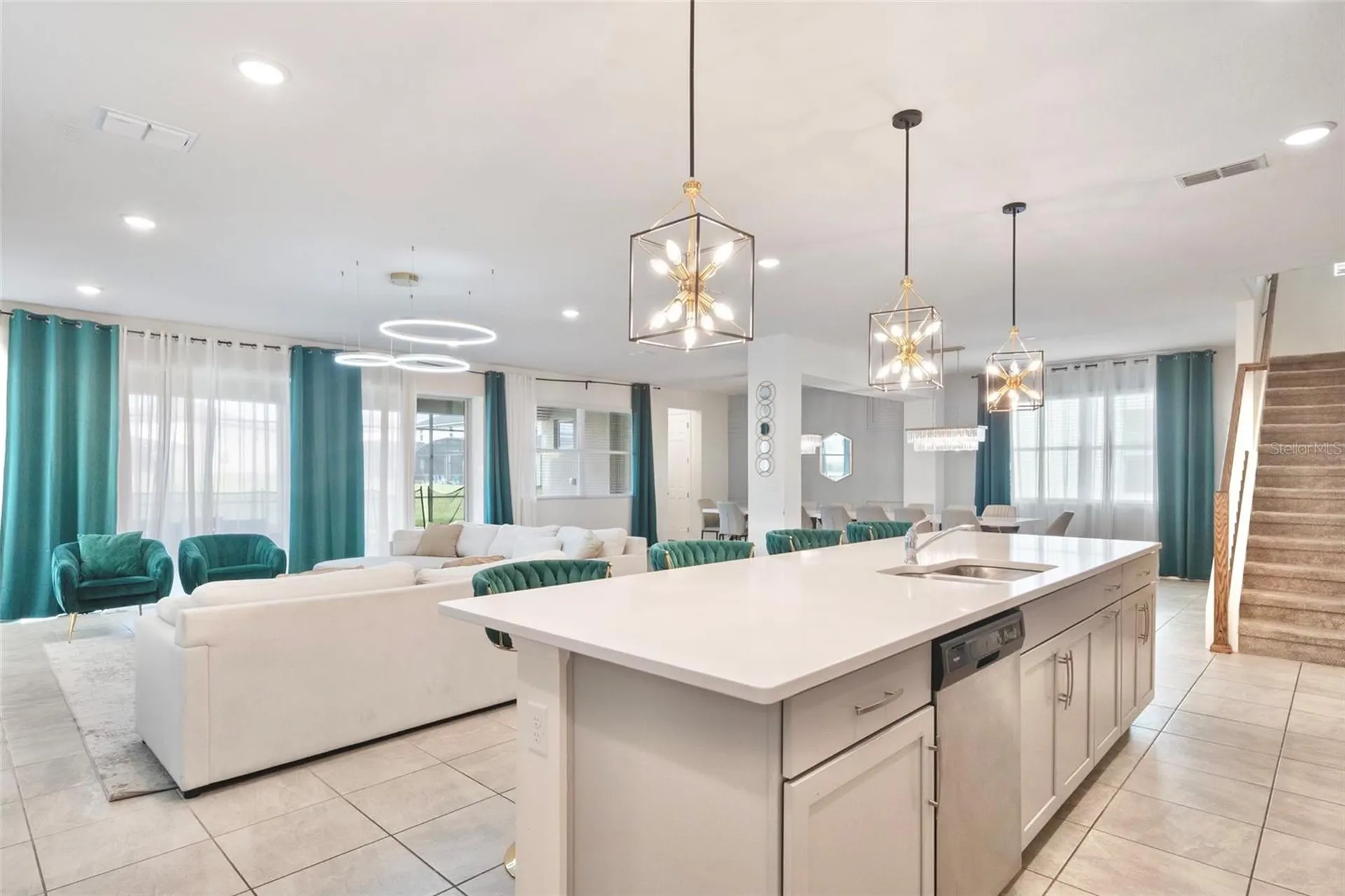 1594 Mermaid Cove Way Kissimmee FL 34747