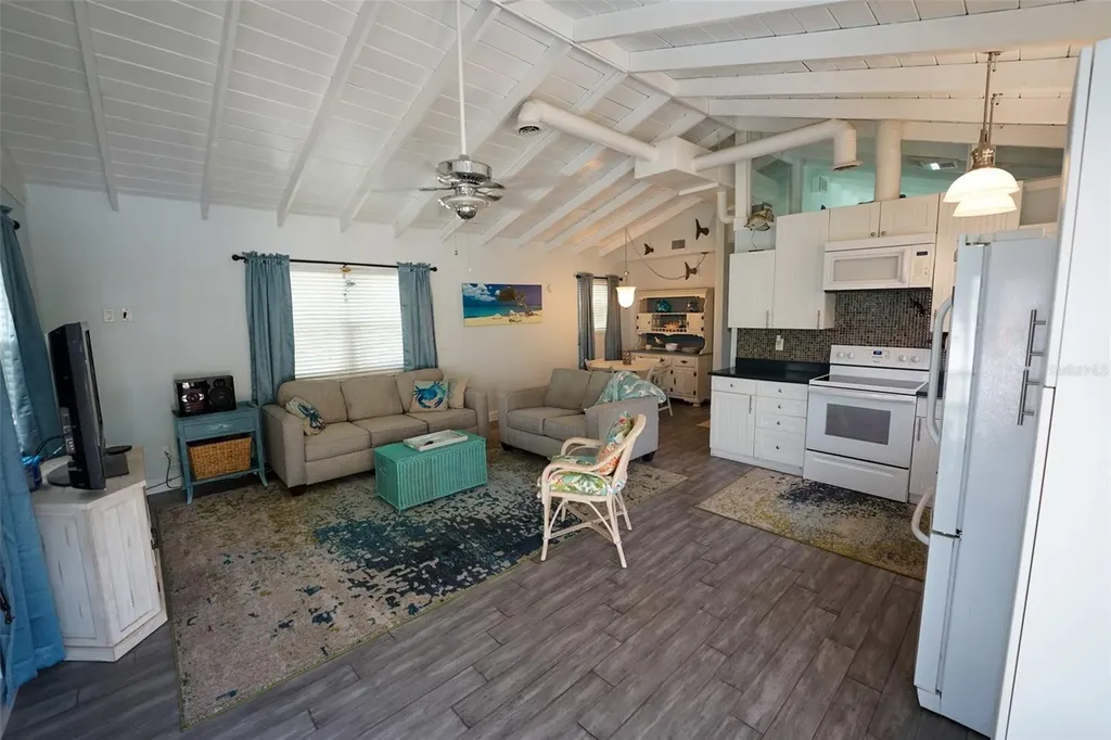 3480 Harbor Drive Weeki Wachee FL 34607