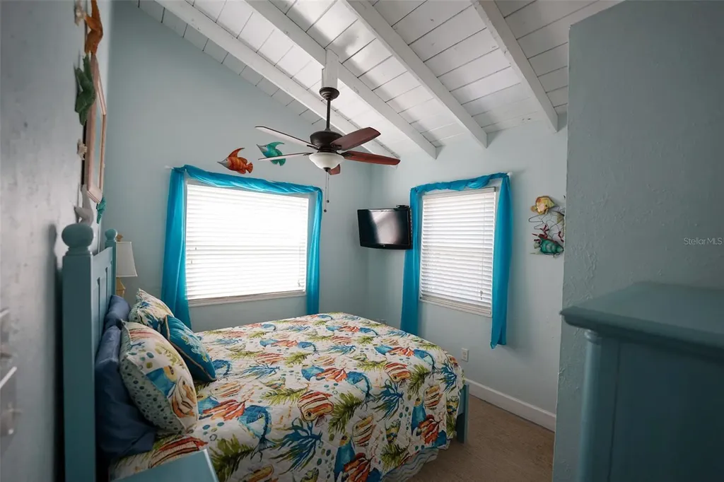 3480 Harbor Drive Weeki Wachee FL 34607