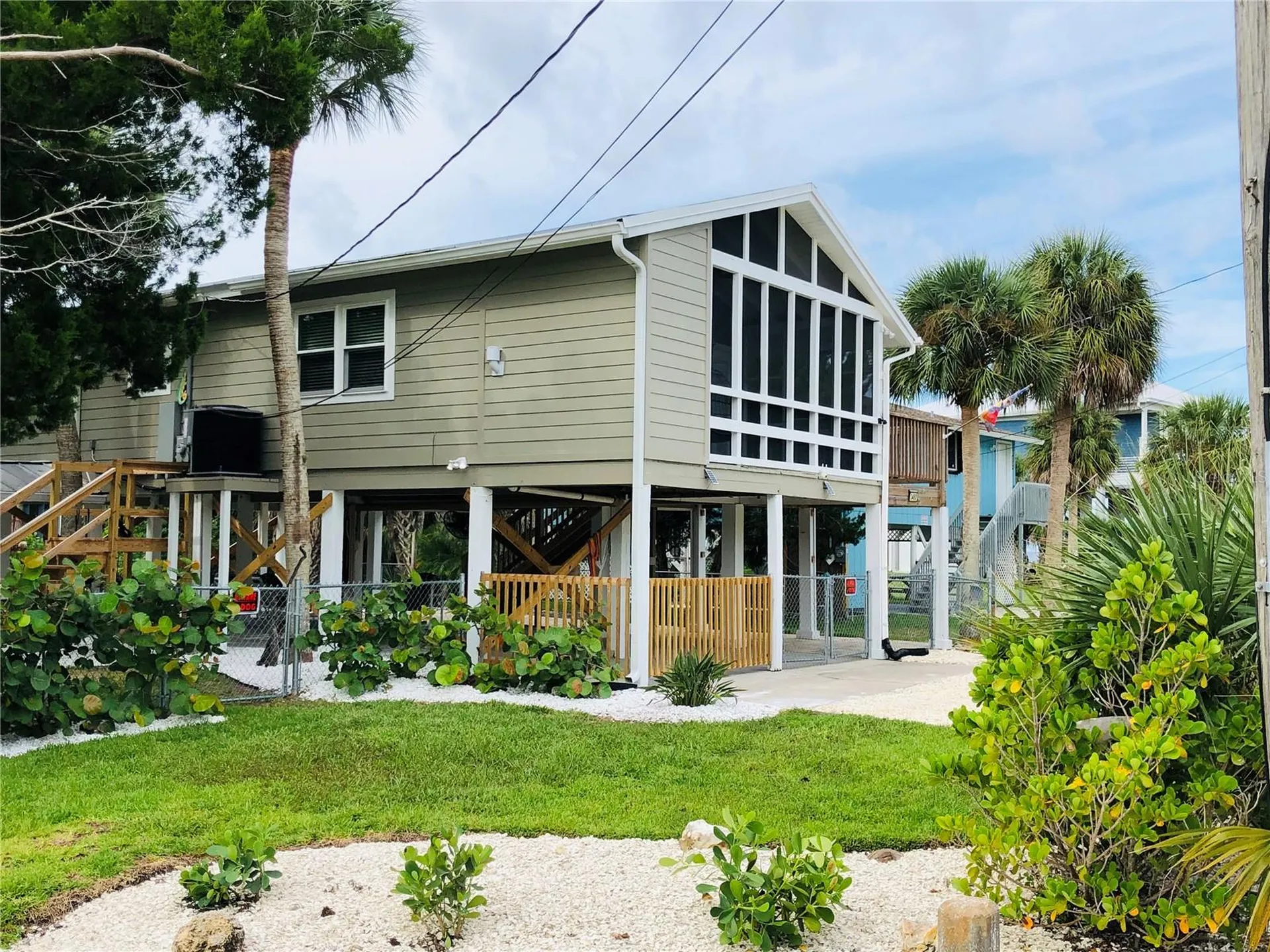 3480 Harbor Drive Weeki Wachee FL 34607