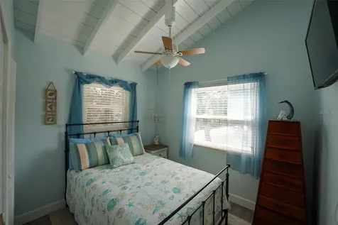 3480 Harbor Drive Weeki Wachee FL 34607
