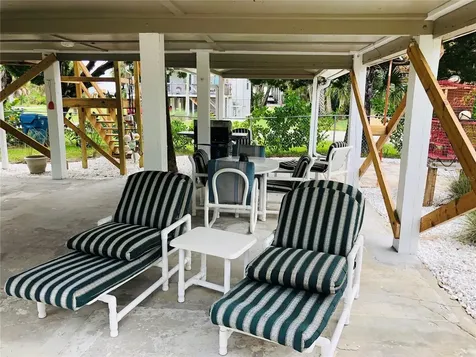 3480 Harbor Drive Weeki Wachee FL 34607