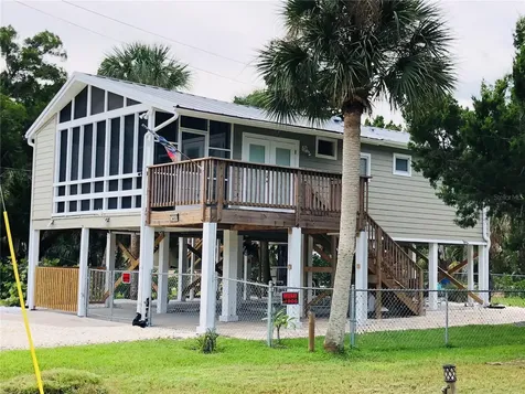 3480 Harbor Drive Weeki Wachee FL 34607