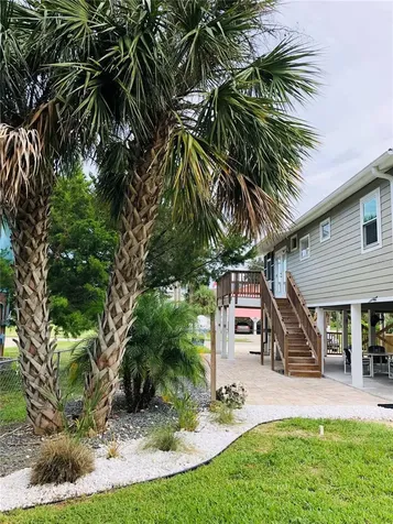 3480 Harbor Drive Weeki Wachee FL 34607