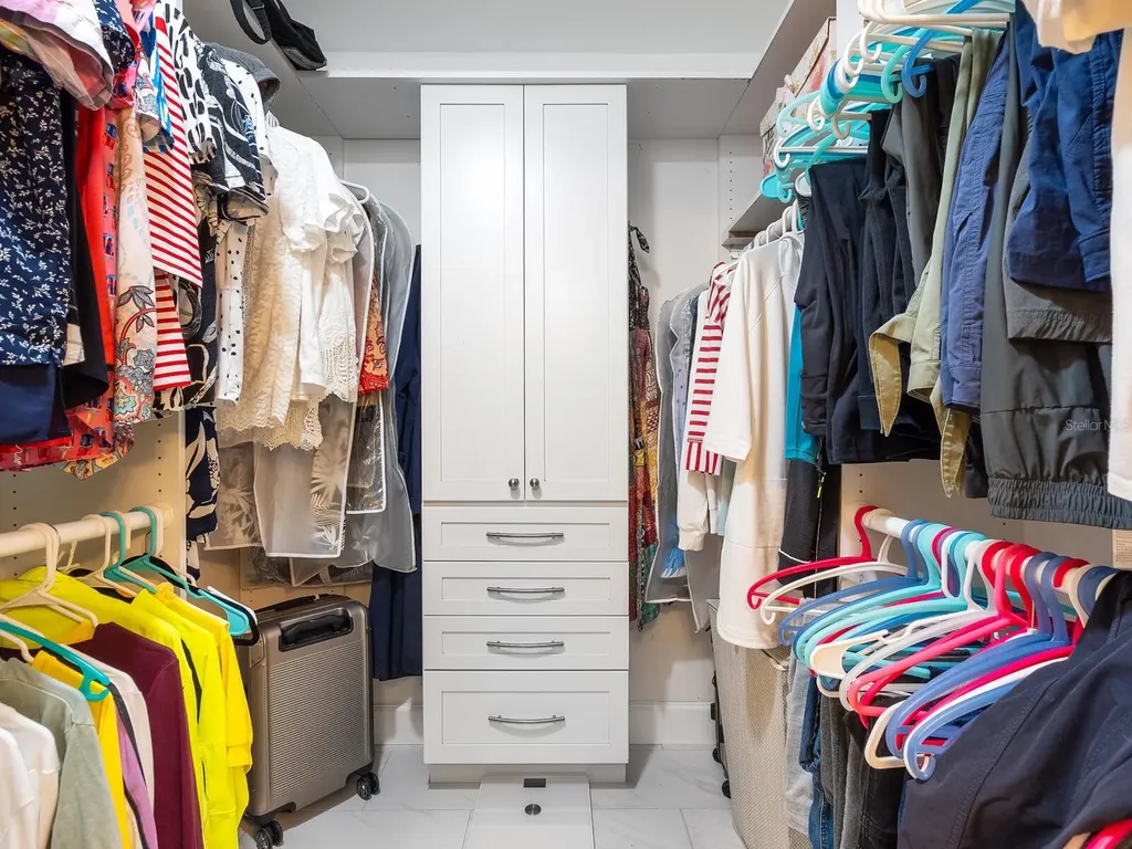 6103 Clubside Drive Sarasota FL 34243