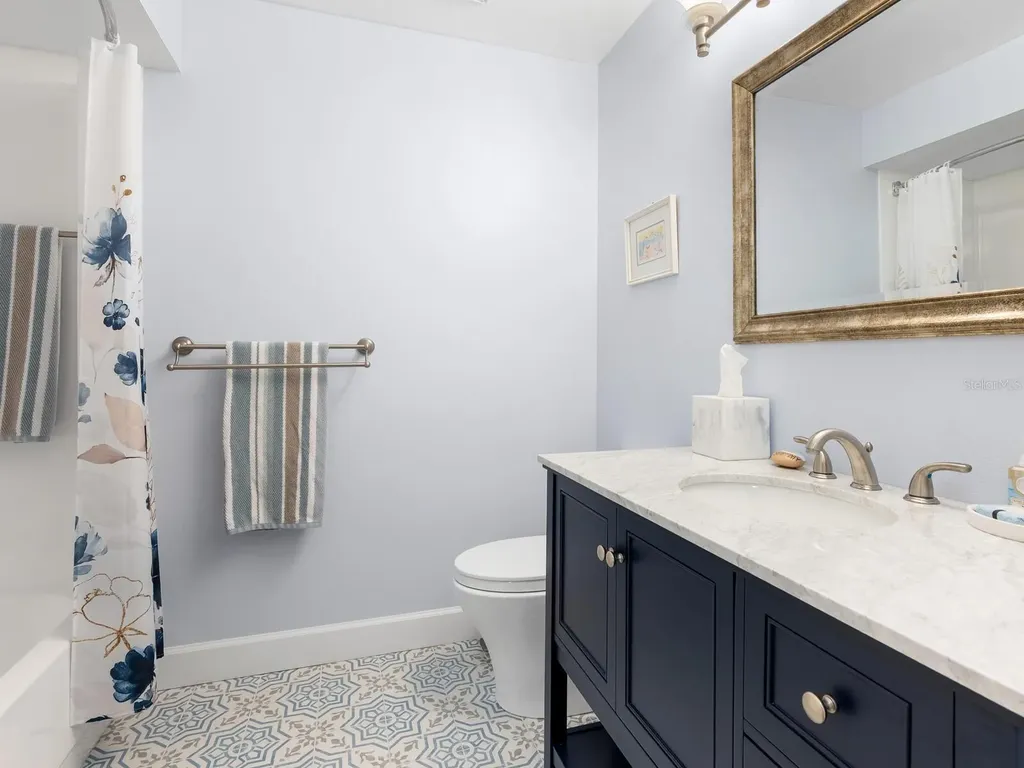 6103 Clubside Drive Sarasota FL 34243