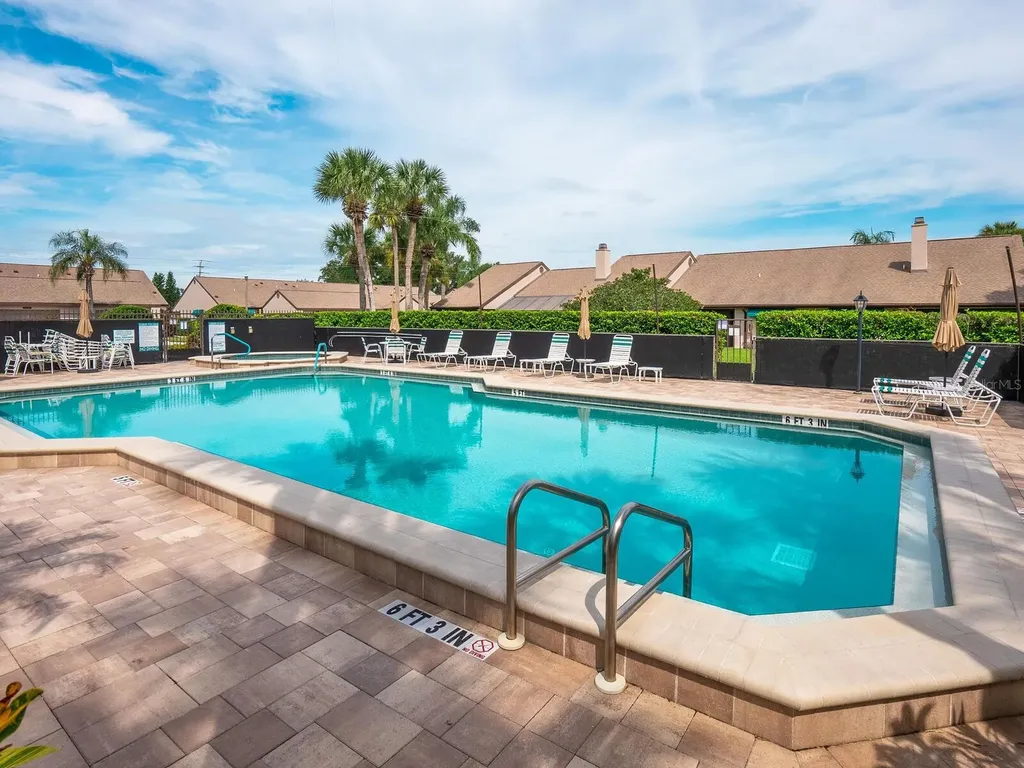 6103 Clubside Drive Sarasota FL 34243