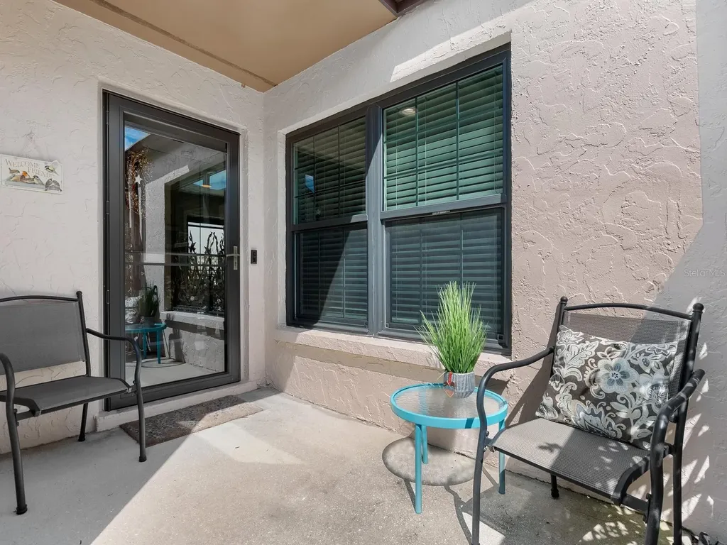 6103 Clubside Drive Sarasota FL 34243