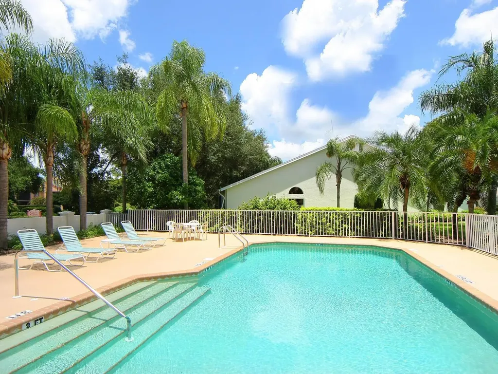 6103 Clubside Drive Sarasota FL 34243