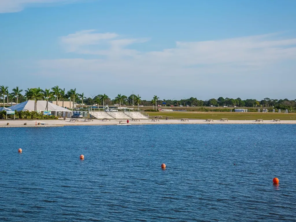 6103 Clubside Drive Sarasota FL 34243