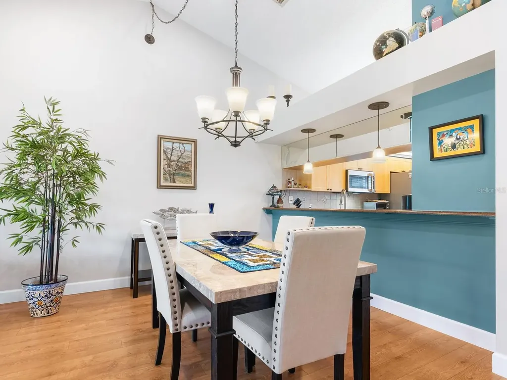 6103 Clubside Drive Sarasota FL 34243